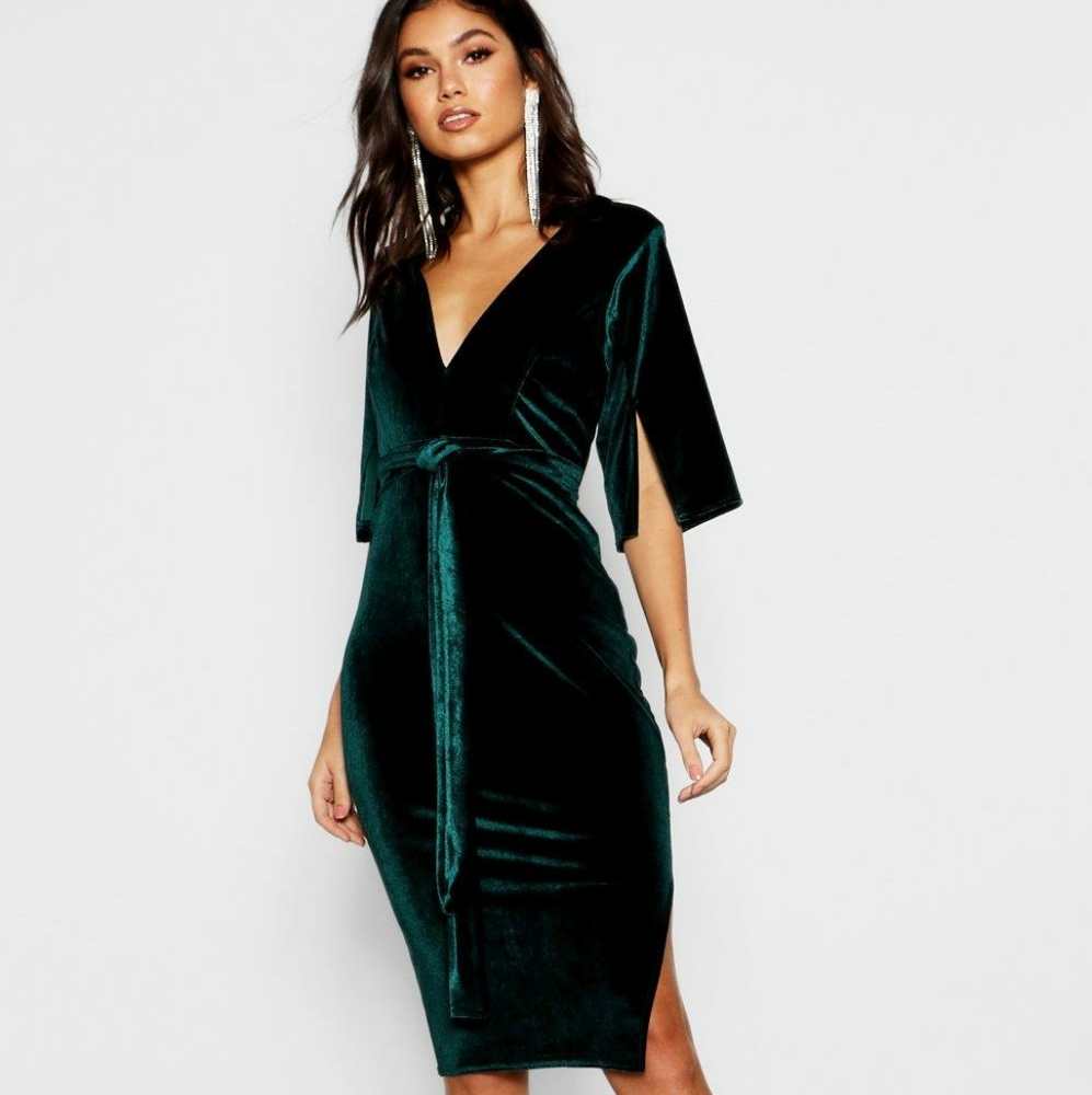 Green kimono velvet dress
